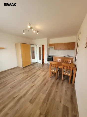 Pronájem bytu 1+kk, Beroun - Beroun-Město, Pod Homolkou, 33 m2