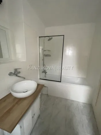 Pronájem bytu 2+1, České Budějovice - České Budějovice 6, Polní, 55 m2