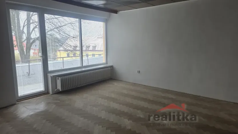 Pronájem bytu 3+1, Opava - Předměstí, Dostojevského, 120 m2