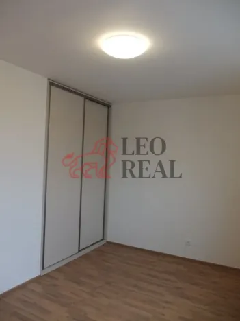 Pronájem bytu 2+kk, Praha - Kolovraty, K Říčanům, 59 m2