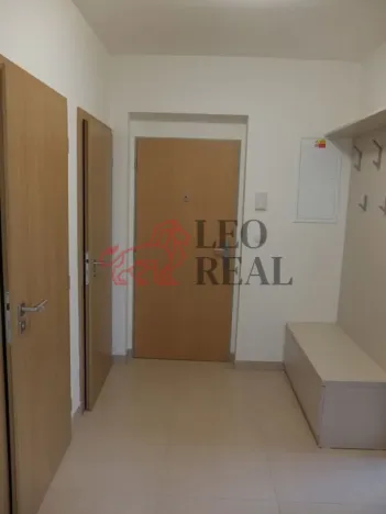 Pronájem bytu 2+kk, Praha - Kolovraty, K Říčanům, 59 m2