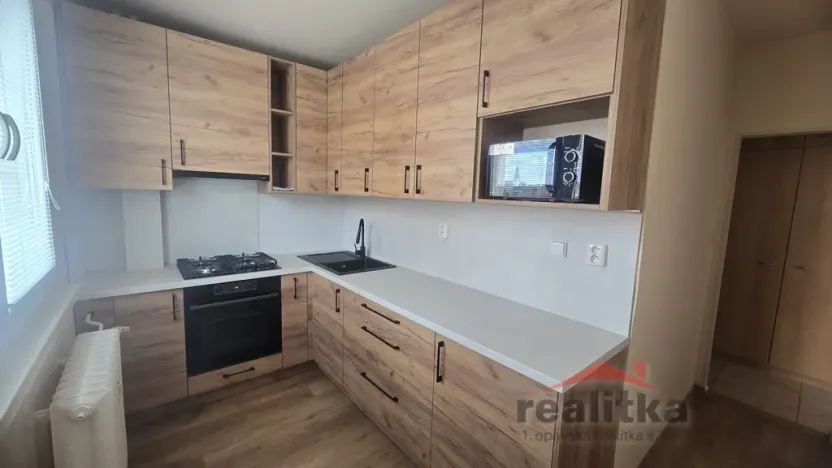 Pronájem bytu 2+1, Opava - Kateřinky, Holasická, 52 m2