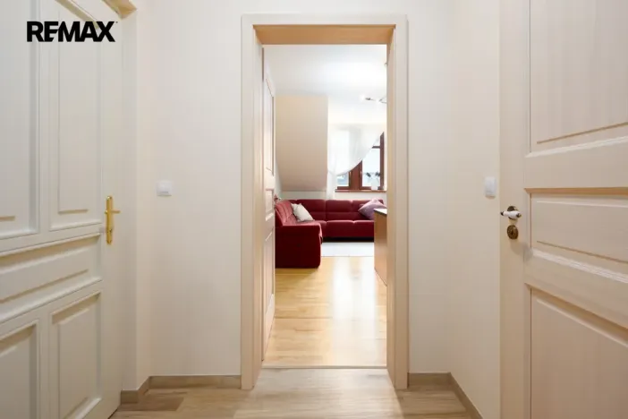 Prodej bytu 5+kk, Karlovy Vary, Sadová, 193 m2