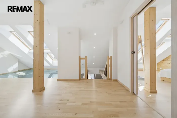 Prodej bytu 5+kk, Karlovy Vary, Sadová, 193 m2