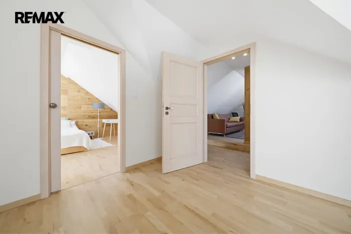 Prodej bytu 5+kk, Karlovy Vary, Sadová, 193 m2