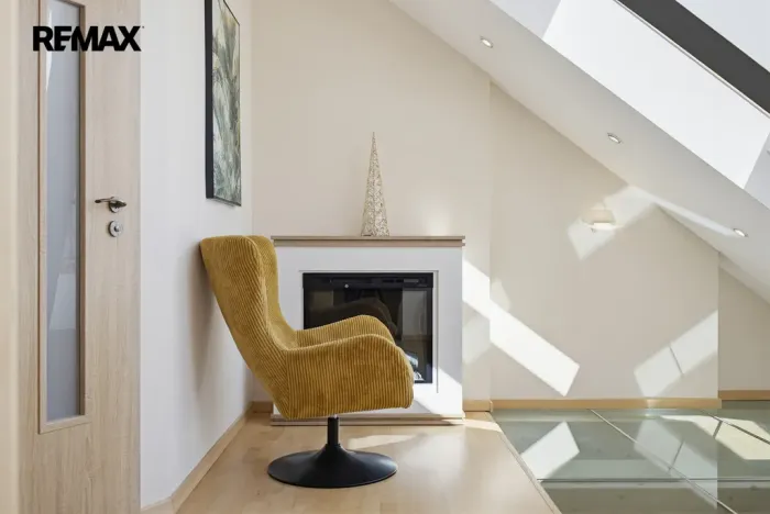 Prodej bytu 5+kk, Karlovy Vary, Sadová, 193 m2