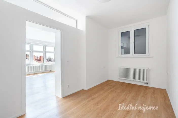 Pronájem bytu 2+1, Praha - Vršovice, Bulharská, 55 m2