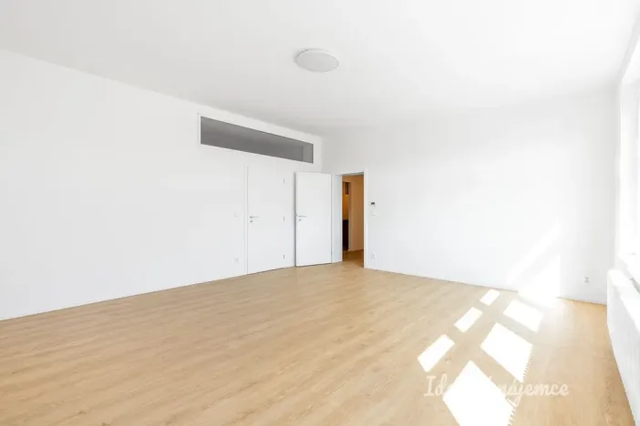 Pronájem bytu 2+1, Praha - Vršovice, Bulharská, 55 m2