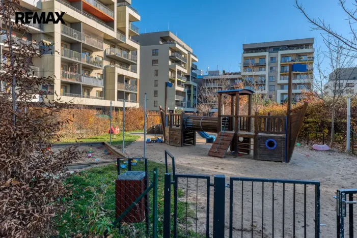 Prodej bytu 3+kk, Praha - Modřany, Zlochova, 89 m2