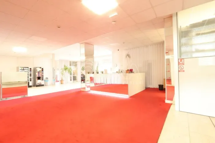 Pronájem kanceláře, Praha - Chodov, Roztylská, 185 m2