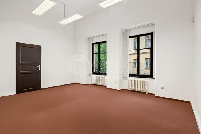 Pronájem kanceláře, Praha - Staré Město, Konviktská, 371 m2