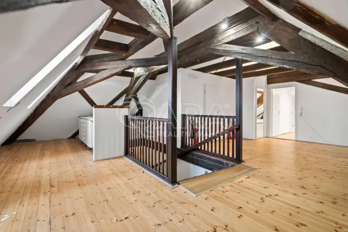 Pronájem kanceláře, Praha - Staré Město, Konviktská, 135 m2