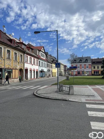 Pronájem obchodního prostoru, Chrastava, náměstí 1. máje, 64 m2