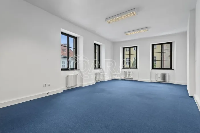 Pronájem kanceláře, Praha - Staré Město, Konviktská, 226 m2
