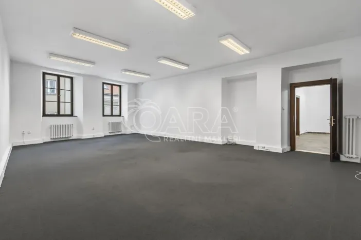 Pronájem kanceláře, Praha - Staré Město, Konviktská, 226 m2