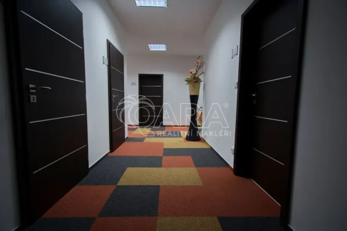 Pronájem kanceláře, Praha - Stodůlky, Prusíkova, 82 m2