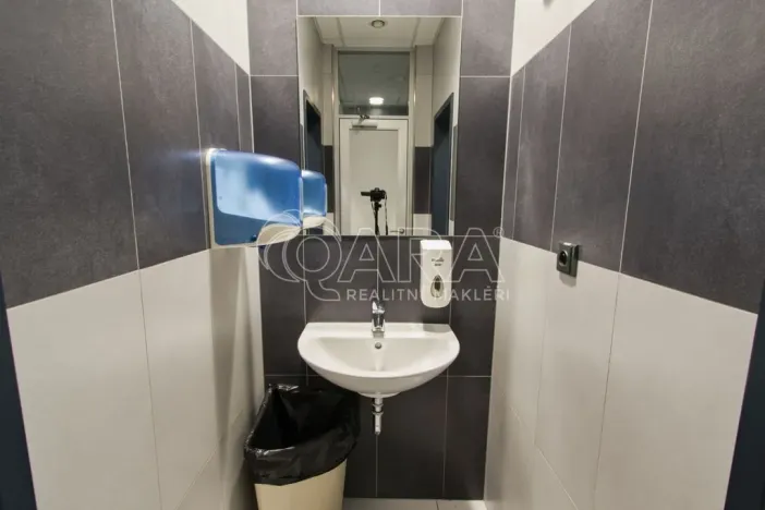 Pronájem kanceláře, Praha - Třebonice, Sárská, 700 m2