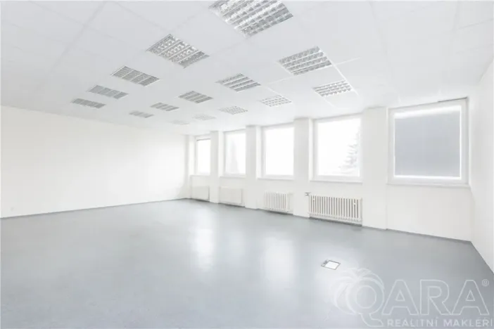 Pronájem kanceláře, Písek, U Vodárny, 614 m2