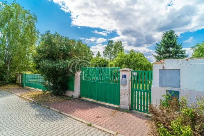 Prodej rodinného domu, Praha - Běchovice, Nad propustí, 268 m2