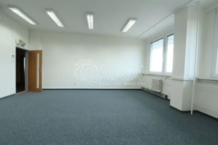 Pronájem kanceláře, Praha - Chodov, Roztylská, 35 m2