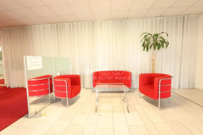 Pronájem kanceláře, Praha - Chodov, Roztylská, 35 m2