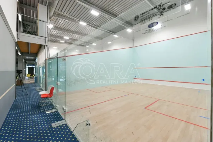 Prodej komerční nemovitosti, Praha - Háje, Květnového vítězství, 1285 m2