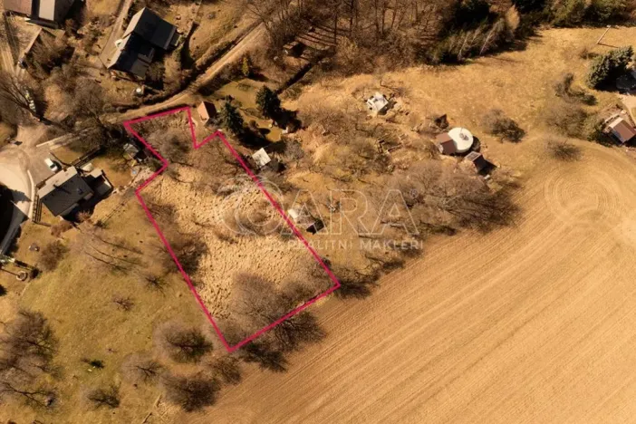 Prodej pozemku pro bydlení, Lično, 1777 m2