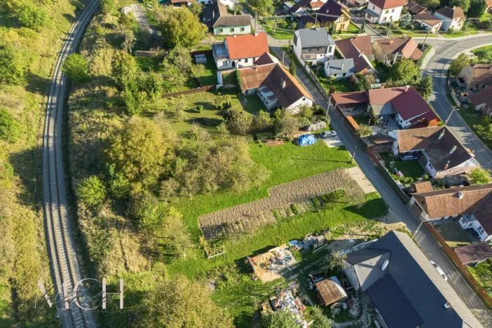 Prodej pozemku pro bydlení, Pitín, 768 m2