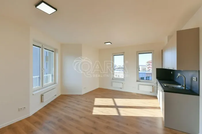 Pronájem bytu 1+kk, Benešov, Suchánkova, 33 m2