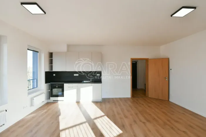 Pronájem bytu 1+kk, Benešov, Suchánkova, 33 m2