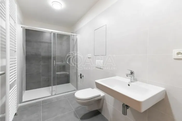 Pronájem bytu 1+kk, Benešov, Suchánkova, 33 m2