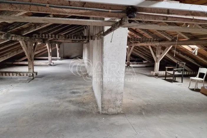 Prodej činžovního domu, Praha - Smíchov, Na bělidle, 2699 m2