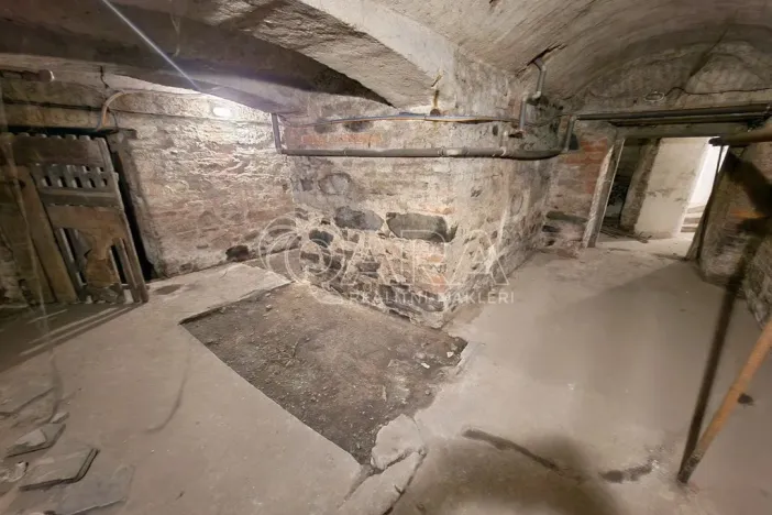 Prodej činžovního domu, Praha - Smíchov, Na bělidle, 2699 m2