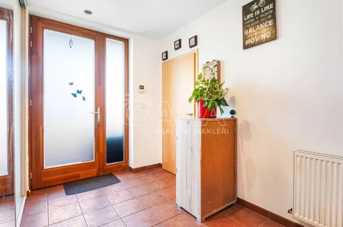 Prodej rodinného domu, Zeleneč, U Lesoparku, 174 m2