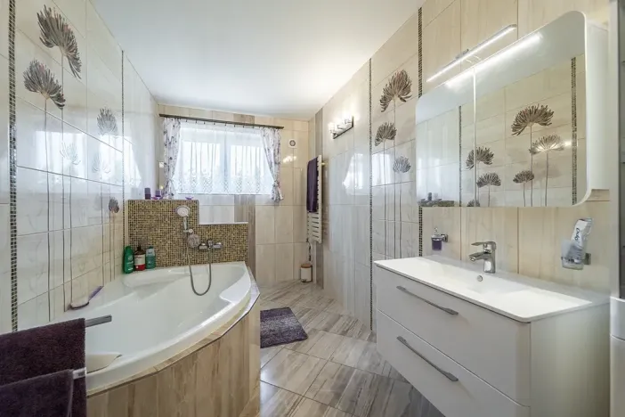 Prodej rodinného domu, Chýně, Ke Skále, 220 m2