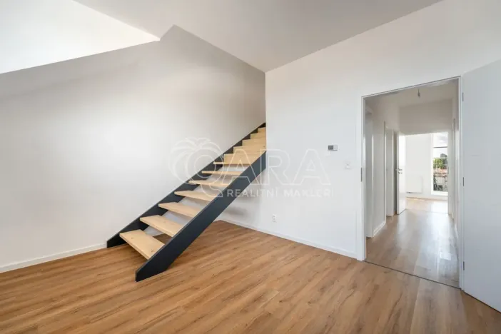 Prodej bytu 3+1, Brno - Židenice, Bubeníčkova, 74 m2