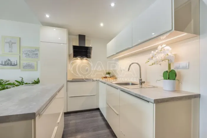 Prodej bytu 4+kk, Benešov, Tyršova, 136 m2