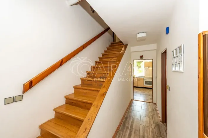 Prodej rodinného domu, Žacléř, J. A. Komenského, 173 m2