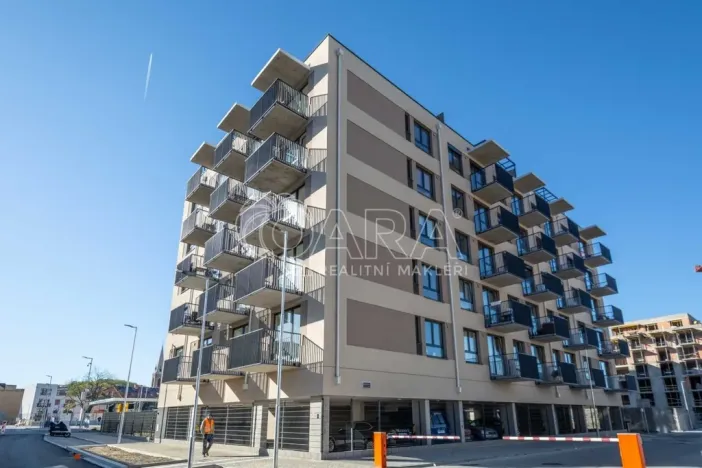 Pronájem bytu 1+kk, Kralupy nad Vltavou, Nádražní, 33 m2