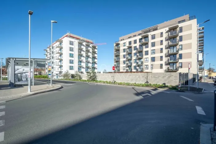 Pronájem bytu 1+kk, Kralupy nad Vltavou, Nádražní, 33 m2