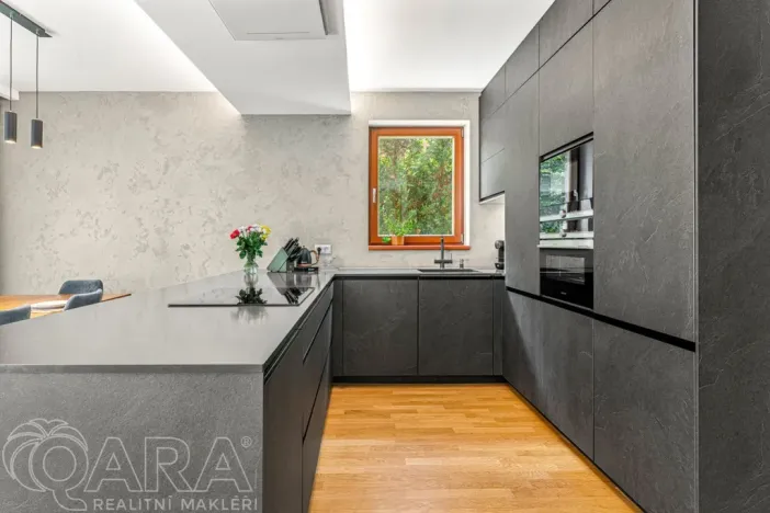 Prodej rodinného domu, Roztoky, Zvoncová, 153 m2