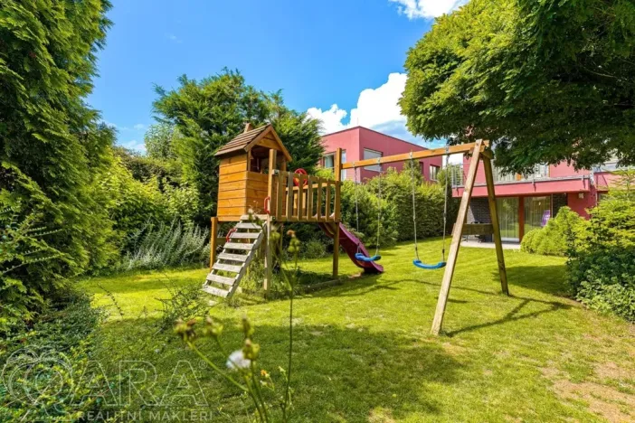 Prodej rodinného domu, Roztoky, Zvoncová, 153 m2