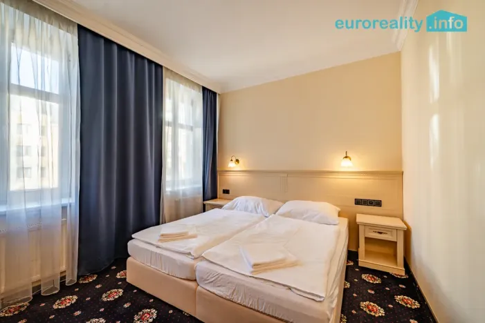 Pronájem ubytování, Karlovy Vary, Libušina, 340 m2