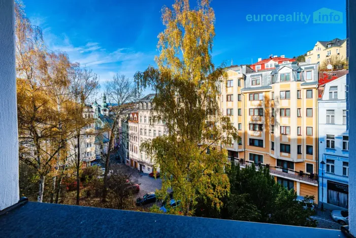 Pronájem bytu 2+1, Karlovy Vary, Libušina, 65 m2