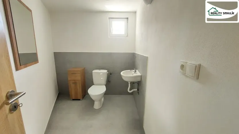 Pronájem výrobních prostor, Mariánské Lázně - Úšovice, U Mlékárny, 176 m2