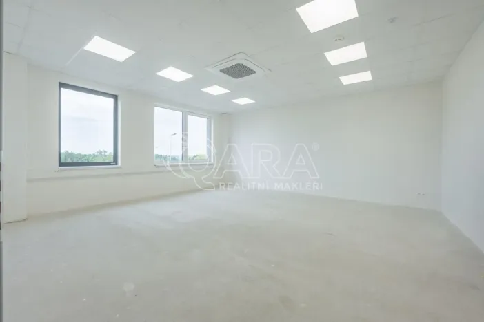 Pronájem skladu, Divišov, 2398 m2