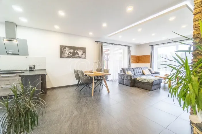 Prodej rodinného domu, Rožmitál pod Třemšínem - Zalány, 180 m2