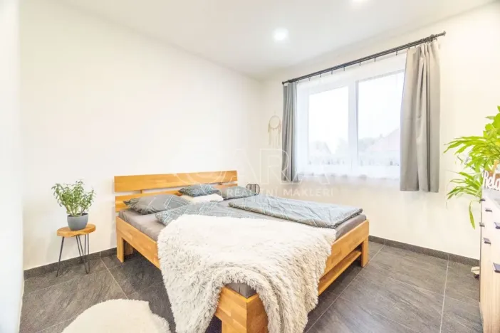 Prodej rodinného domu, Rožmitál pod Třemšínem - Zalány, 180 m2