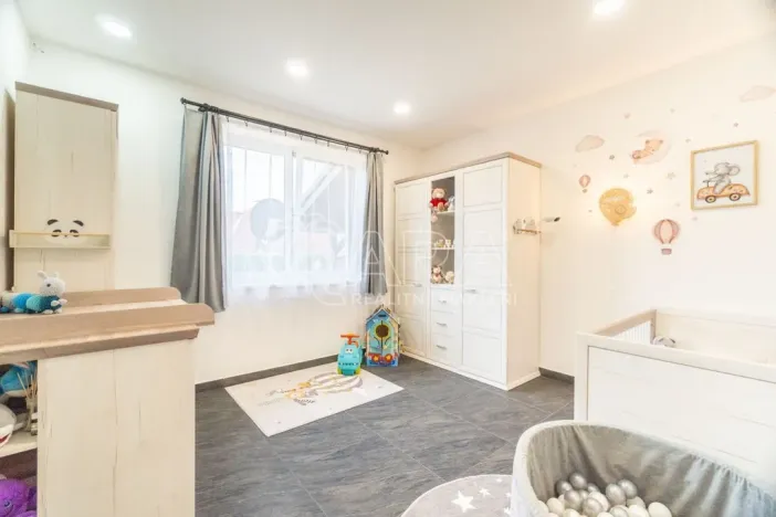 Prodej rodinného domu, Rožmitál pod Třemšínem - Zalány, 180 m2