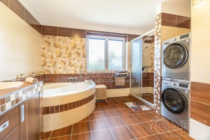 Prodej rodinného domu, Rožmitál pod Třemšínem - Zalány, 180 m2